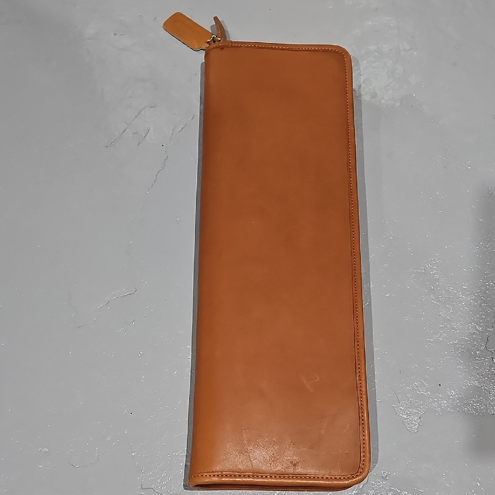 Coach Tie Holder